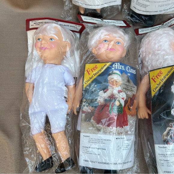 💥Vintage Fibre Craft Santa & Mrs. Claus - Lot of 6 - Picture 4 of 15